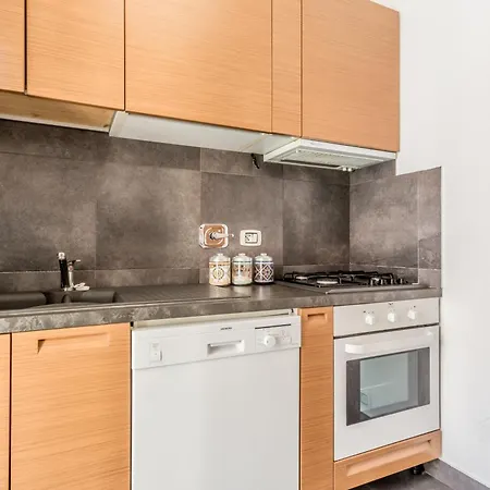 Bbhome Comfort Apartment Near Colosseum Rome Exterior photo